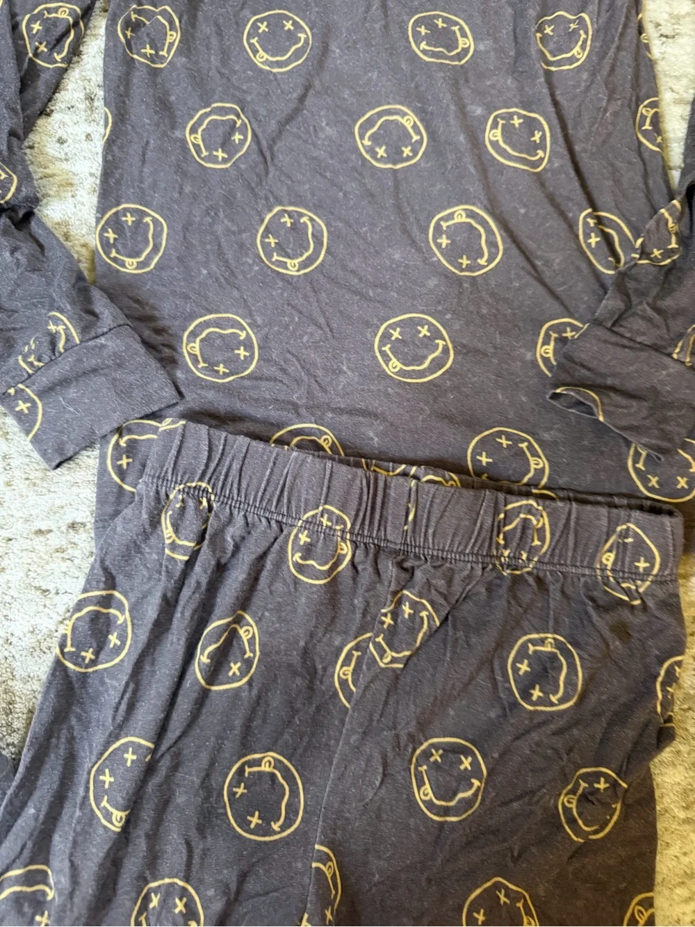 6Y - Velveteen Bunny Knots Kids Gray Pajama Set with Gold Smiley Bamboo